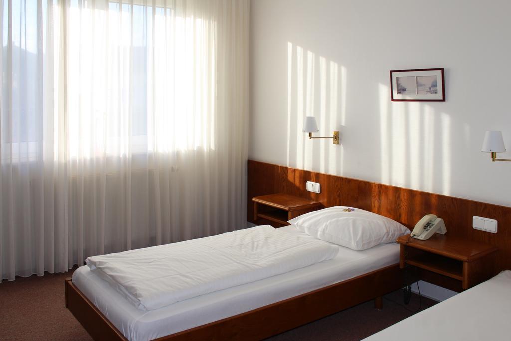 Hotel La Taverna Rosbach vor der Hohe Bagian luar foto